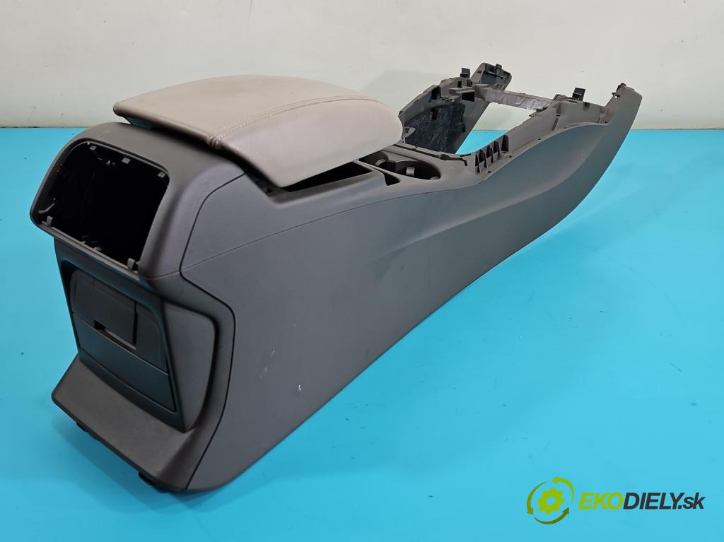 Audi Q5 2008-2016 2.0 tdi 170 HP manual 125 kW 1968 cm3 5- operadlo 8R0864981 (Lakťová opierka)