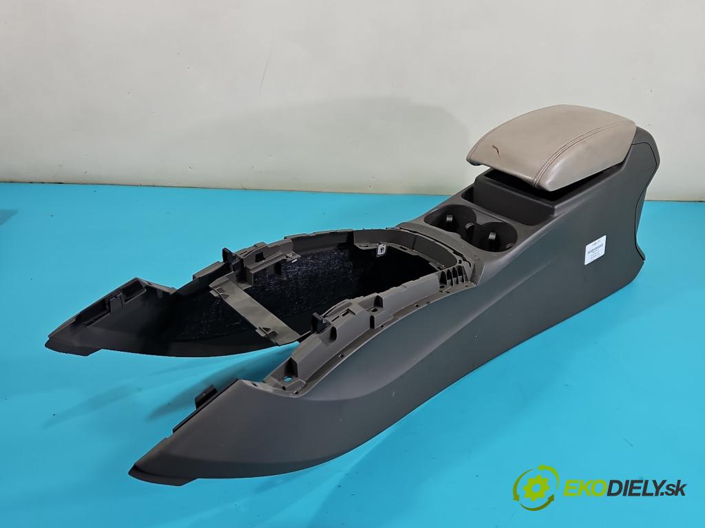 Audi Q5 2008-2016 2.0 tdi 170 HP manual 125 kW 1968 cm3 5- operadlo 8R0864981 (Lakťová opierka)