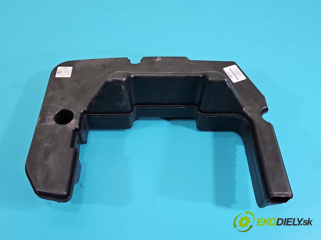 Audi A5 8T 2007-2016 2.0 TFSI 224hp automatic 165 kW 1984 cm3 5- Subwoofer: 8K9035382B (Audio zariadenie)