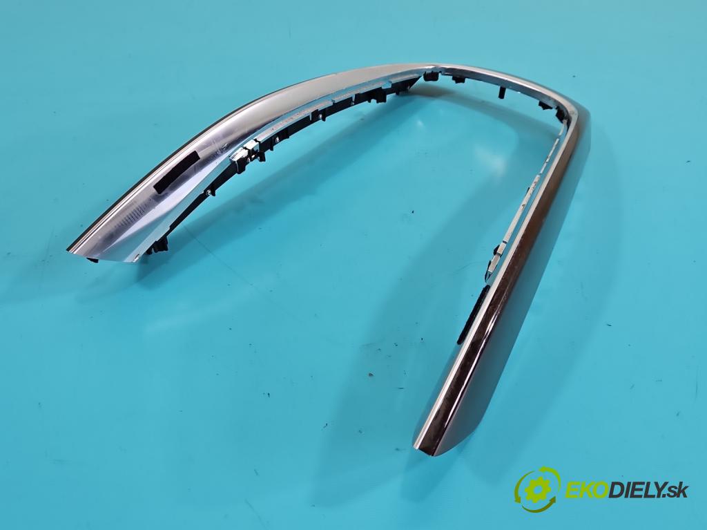 Audi Q5 2008-2016 2.0 tdi 170 hp manual 125 kW 1968 cm3 5- lišta ozdobná interiéry: 8R0863305B