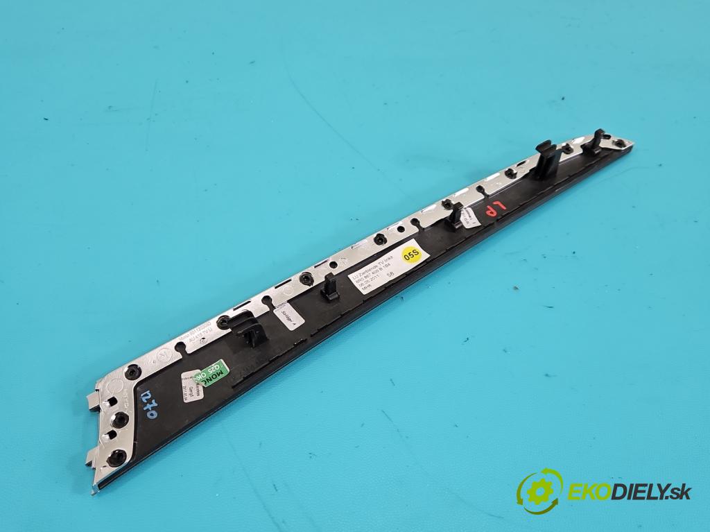 Audi Q5 2008-2016 2.0 tdi 170 hp manual 125 kW 1968 cm3 5- lišta ozdobná interiéry: 8R0863305B