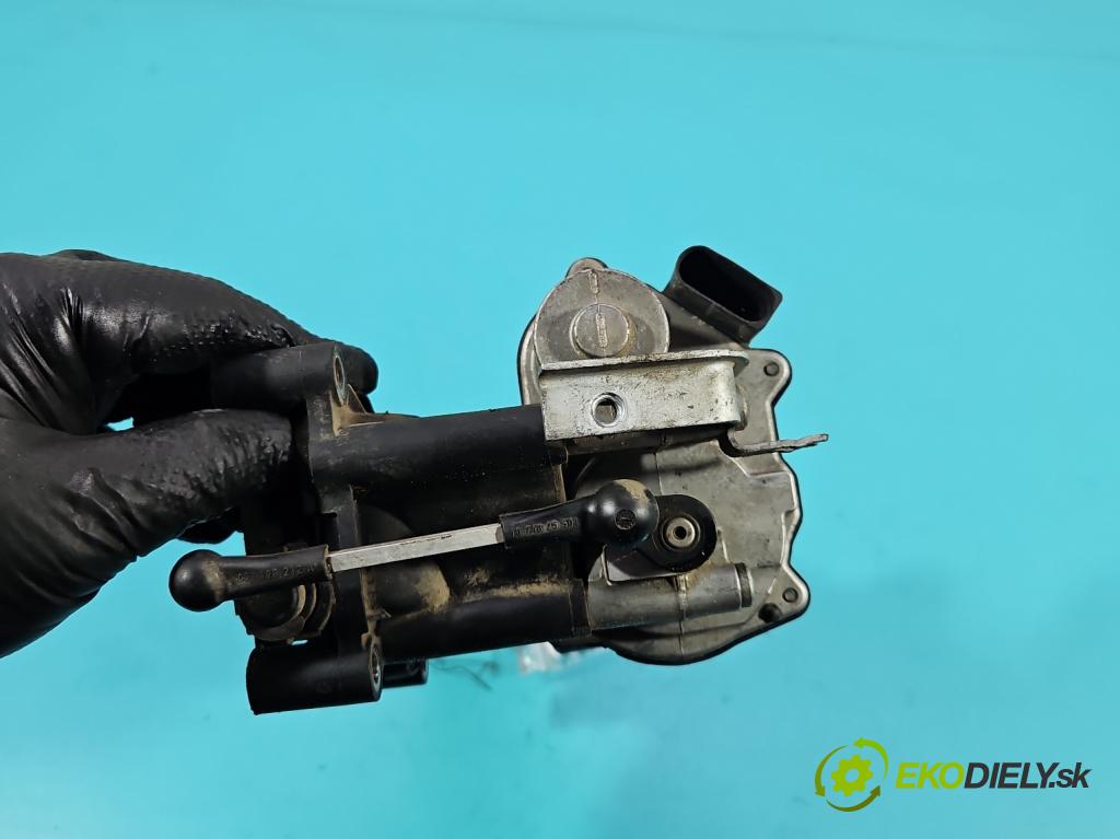 Audi A4 B8 2007-2015 2.7 tdi 190 hp automatic 140 kW 2698 cm3 4- potrubí sací 059129712BR (Sací potrubí)