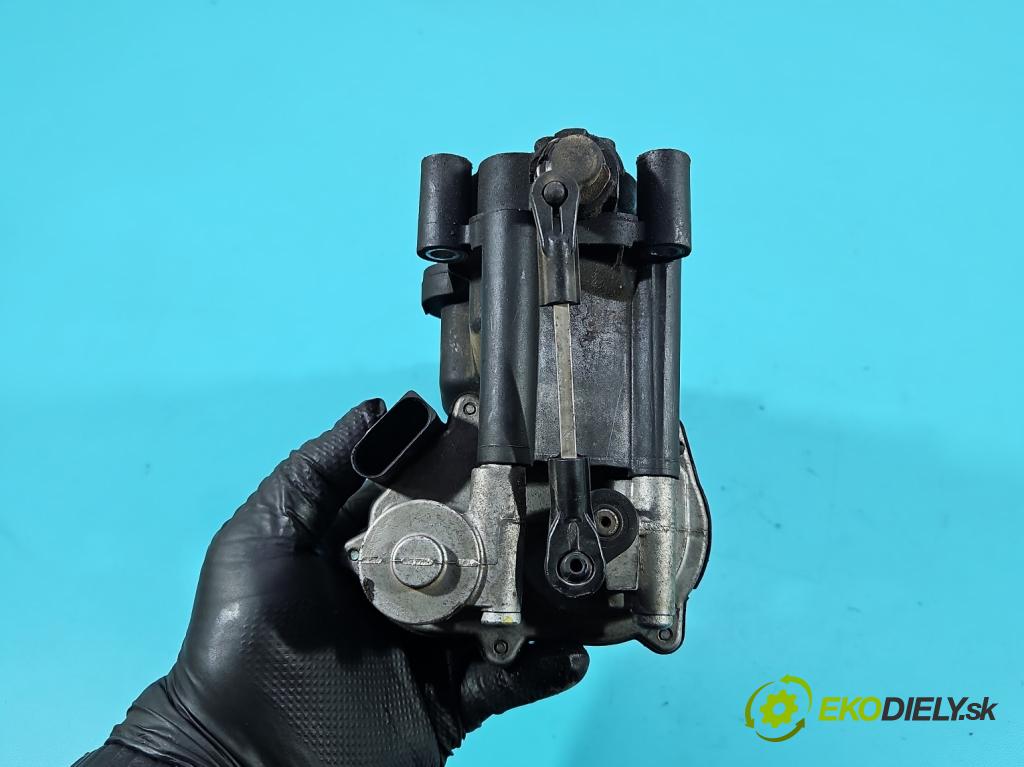 Audi A4 B8 2007-2015 2.7 tdi 190 hp automatic 140 kW 2698 cm3 4- potrubí sací 059129711BS (Sací potrubí)