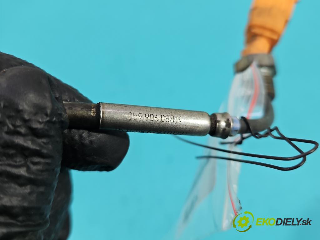 Audi A4 B8 2007-2015 2.7 tdi 190 HP automatic 140 kW 2698 cm3 4- snímač teploty: výfukové 059906088K (Snímač)