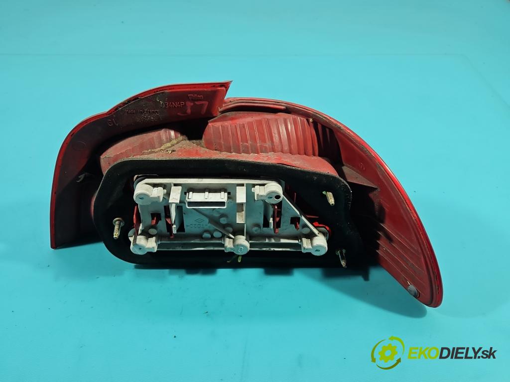 Toyota Avensis I T22 1997-2003 1.6 vvti 110 HP manual 81 kW 1598 cm3 4- svetlo / reflektor zadné ľavé  (Kľučka dverí ostatné)