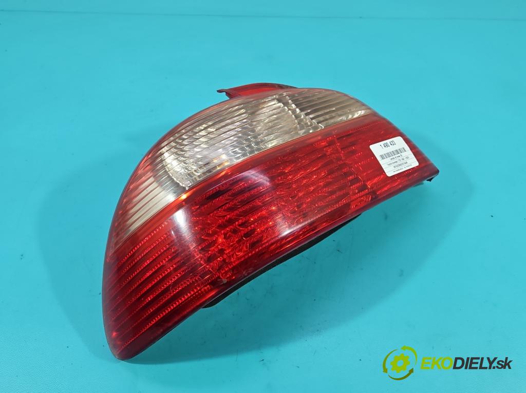 Toyota Avensis I T22 1997-2003 1.6 vvti 110 HP manual 81 kW 1598 cm3 4- svetlo / reflektor zadné ľavé  (Kľučka dverí ostatné)