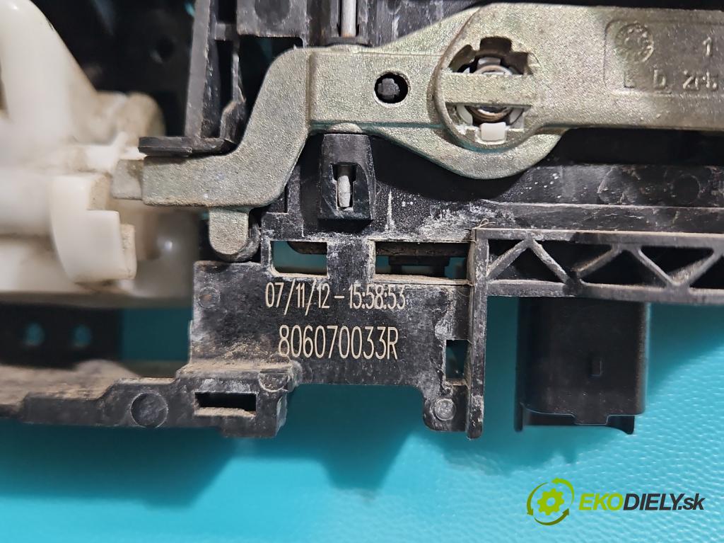 Renault Scenic III 2009-2016 1.6 dci 131 HP manual 96 kW 1598 cm3 5- rukoväť predné ľavé mimo: 806070033R (Kľučka dverí vonkajšia predná ľavá)