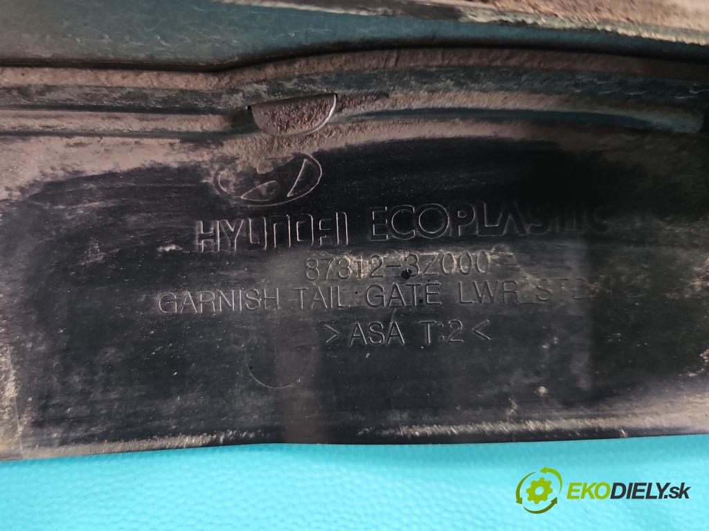 Hyundai I40 1.7 crdi 116 hp manual 85 kW 1685 cm3 5- klika kufrových dveří zadní 87312-3Z000