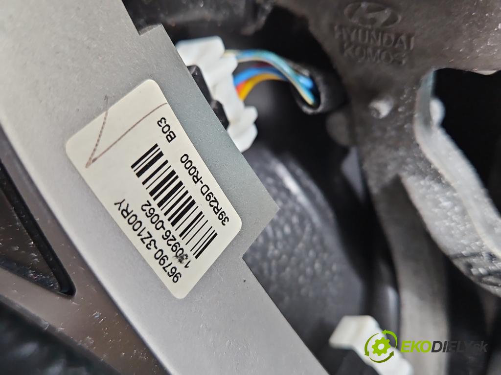 Hyundai I40 1.7 crdi 116 hp manual 85 kW 1685 cm3 5- volant 56100-3Z332RY (Volant)