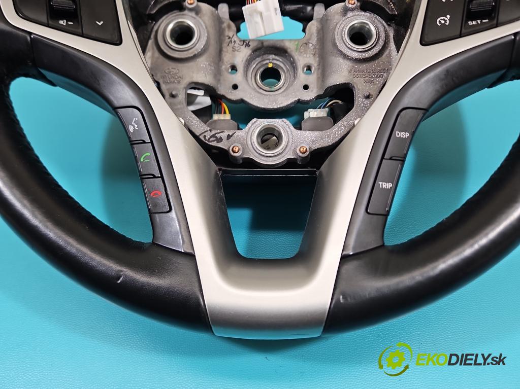 Hyundai I40 1.7 crdi 116 hp manual 85 kW 1685 cm3 5- volant 56100-3Z332RY (Volant)
