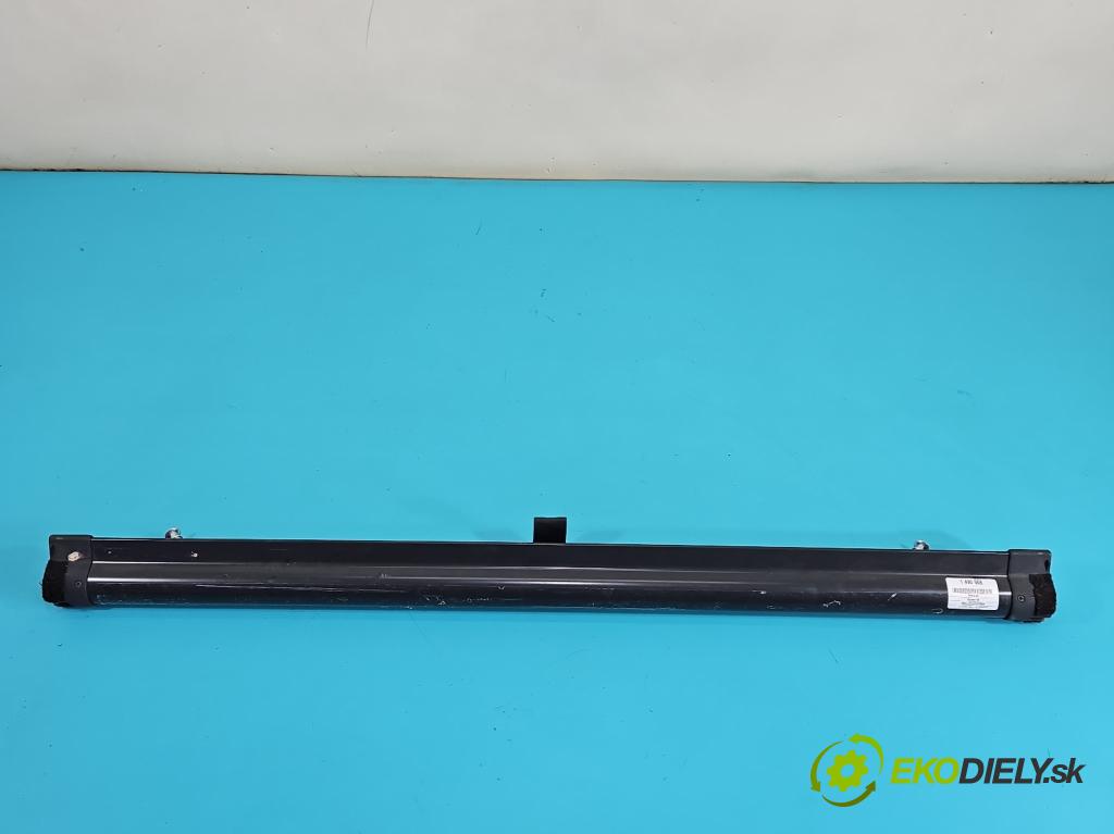 Hyundai I40 1.7 crdi 116 HP manual 85 kW 1685 cm3 5- roleta  (Roleta kufra)