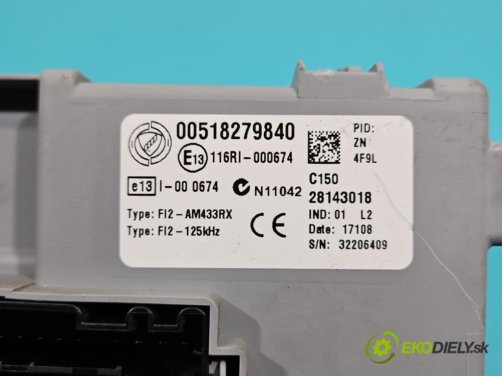 Fiat 500 2007-2020 1.2 8V 69KM manual 51 kW 1242 cm3 3- skříňka pojistková 00518279840 (Pojistková skříňka)