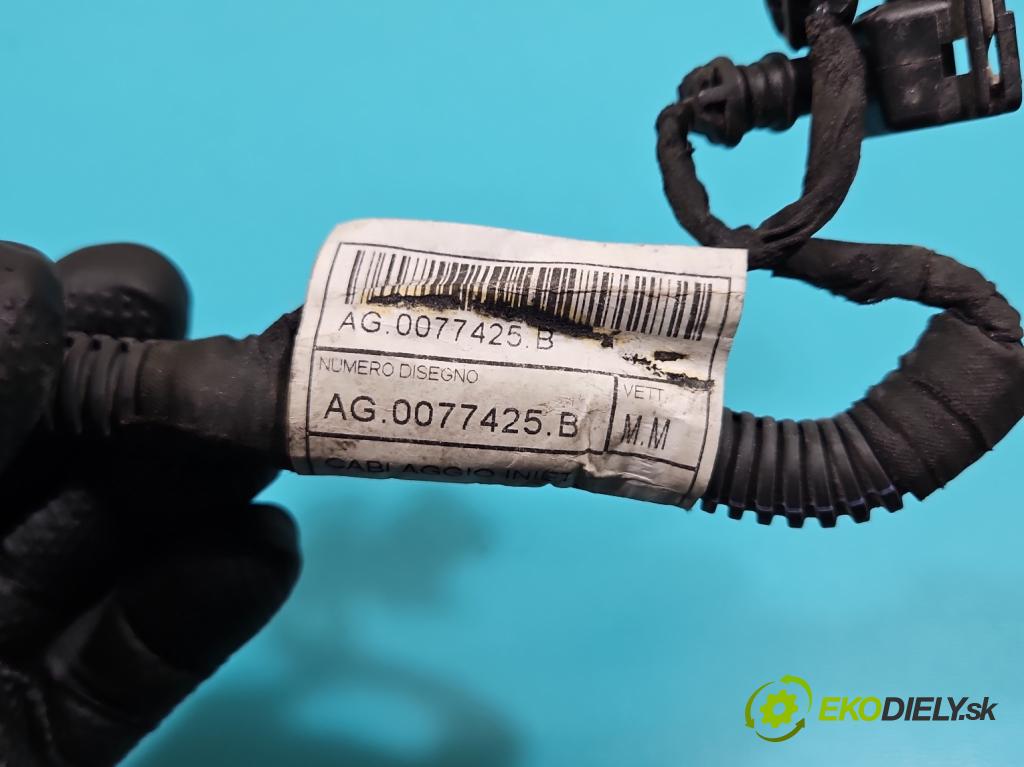Fiat 500 2007-2020 1.2 8V 69KM manual 51 kW 1242 cm3 3- Zväzok: vstrekovače AG0077425B
