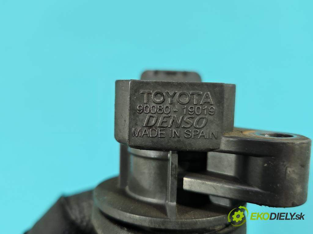 Toyota Avensis I T22 1997-2003 1.6 vvti 110 HP manual 81 kW 1598 cm3 4- cievka zapaľovacia 90080-19019 (Zapaľovacia cievka)