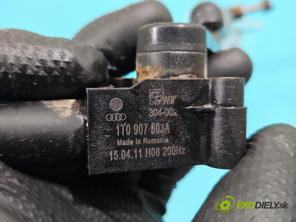 Audi Q5 2008-2016 2.0 tdi 170 HP manual 125 kW 1968 cm3 5- snímač nastavenia xenon 1T0907503A (Snímač)