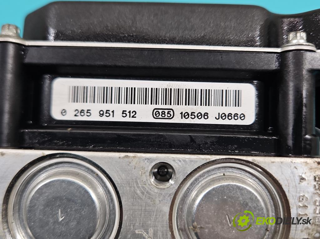 Audi Q5 2008-2016 2.0 tdi 170 HP manual 125 kW 1968 cm3 5- čerpadlo abs 0265236336 (Pumpa ABS)