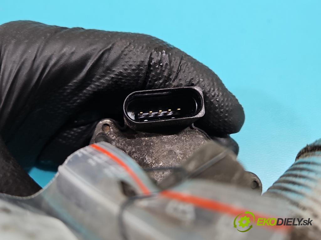 Audi Q5 2008-2016 2.0 tdi 170 HP manual 125 kW 1968 cm3 5- klapka 03L128063R (Škrtiaca klapka)