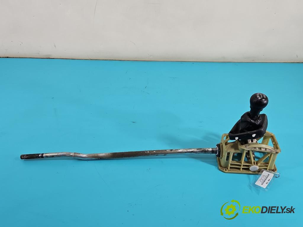 Opel Astra II 1998-2009 1.6 75 HP manual 55 kW 1598 cm3 5- Páka: Změny: stupeň,rýchlosť 90620924 (Rýchlostná páka (kulisa))