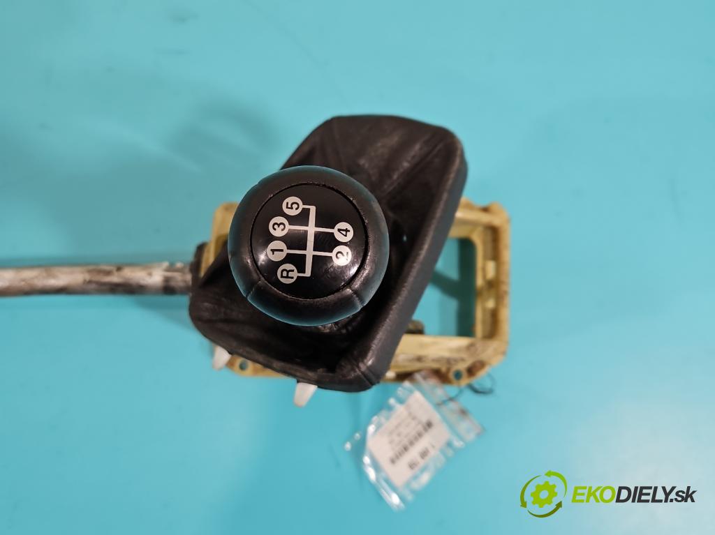 Opel Astra II 1998-2009 1.6 75 HP manual 55 kW 1598 cm3 5- Páka: Změny: stupeň,rýchlosť 90620924 (Rýchlostná páka (kulisa))