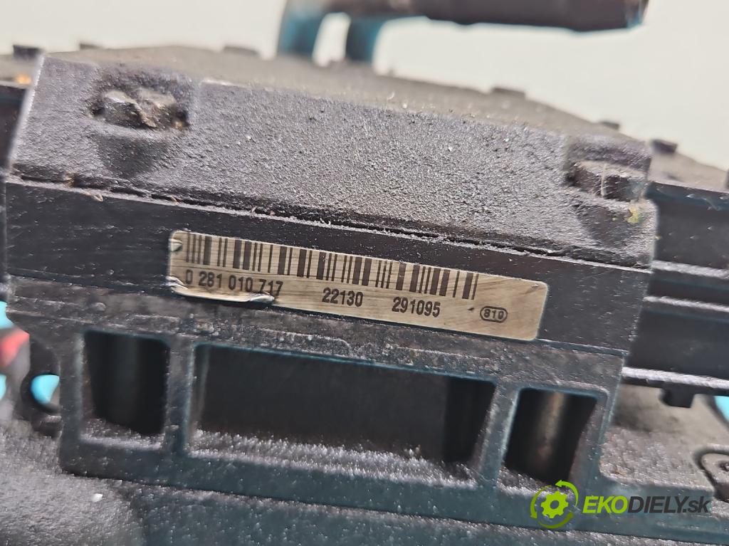 Opel Vectra C 2002-2008 2.0 dti 101 HP manual 74 kW 1995 cm3 4- čerpadlo vstrekovacia 0470504204 (Vstrekovacie čerpadlo)