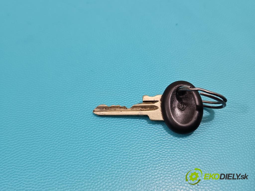 Polonez Caro / Atu 1.6 87 HP manual 64 kW 1598 cm3 5- Spínačka (Spínacia skrinka)