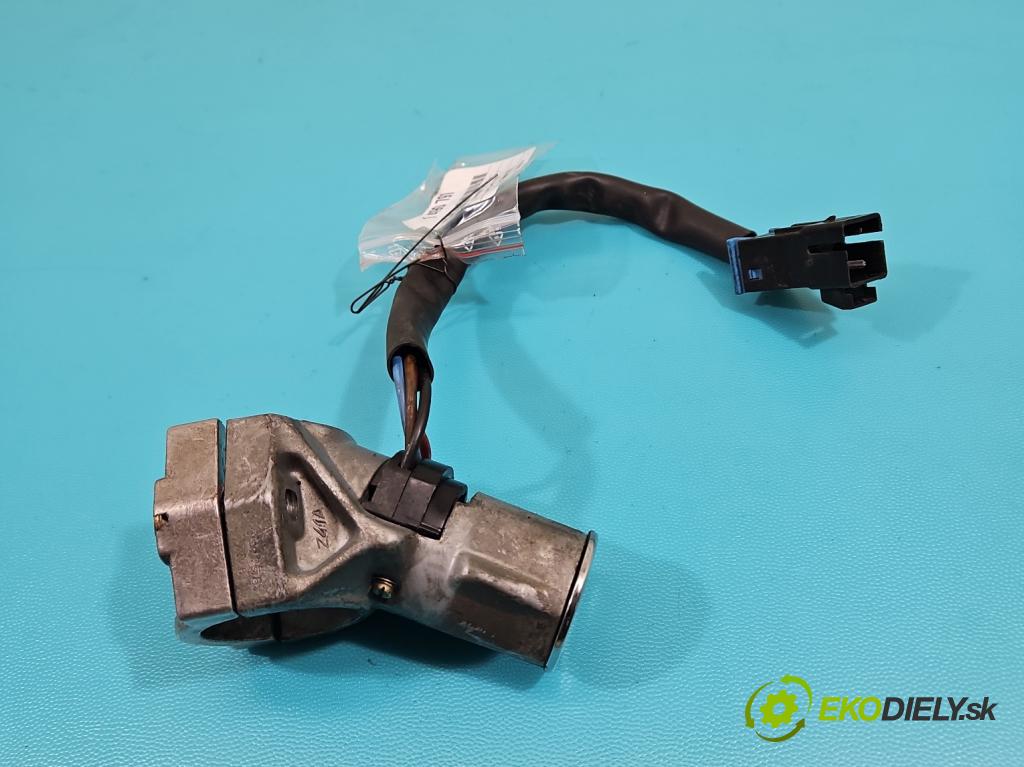 Polonez Caro / Atu 1.6 87 HP manual 64 kW 1598 cm3 5- Spínačka (Spínacia skrinka)