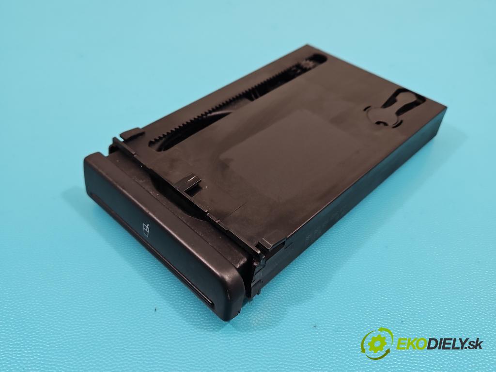 Audi A4 B7 2004-2008 1.9 TDI 116 HP manual 85 kW 1896 cm3 5- Rukojeť: na nápoje: 8E1862534 (Držiak (úchyt) na nápoje)