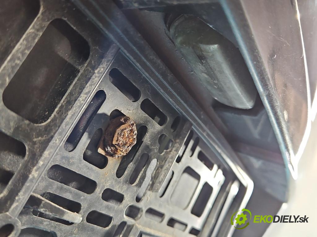 Toyota Avensis III T27 2009-2018 2.0 D4D 126 hp manual 93 kW 1998 cm3 5- zadní kufrové dveře  (Zadní kapota (kufr))