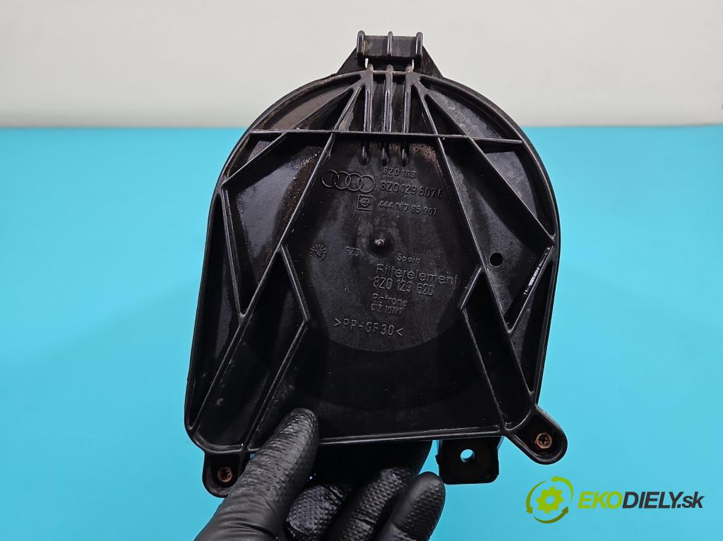 Audi A2 1.4 16V 75 HP manual 55 kW 1390 cm3 5- obal filtra vzduchu 8Z0129607C (Obal vzduchového filtra)