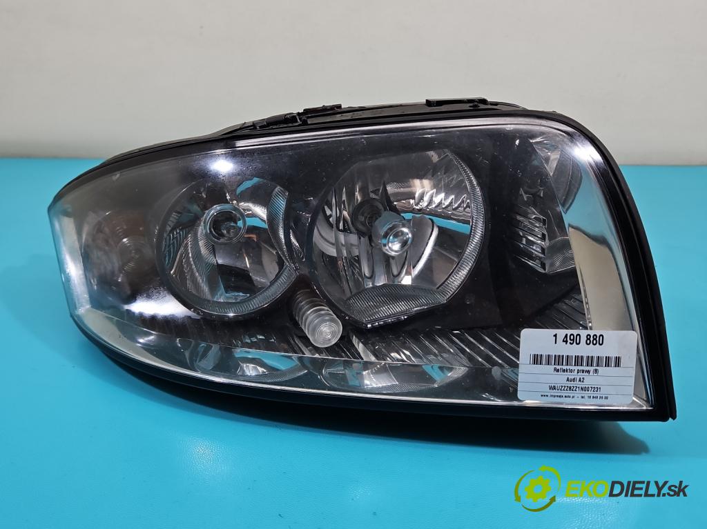 Audi A2 1.4 16V 75 hp manual 55 kW 1390 cm3 5- světlo pravý 8Z0941004K (Pravé přední světlo)