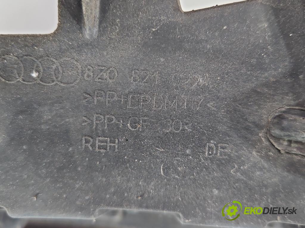 Audi A2 1.4 16V 75 hp manual 55 kW 1390 cm3 5- blatnik přední pravý 8Z0821022A (Klika dveří ostatní)