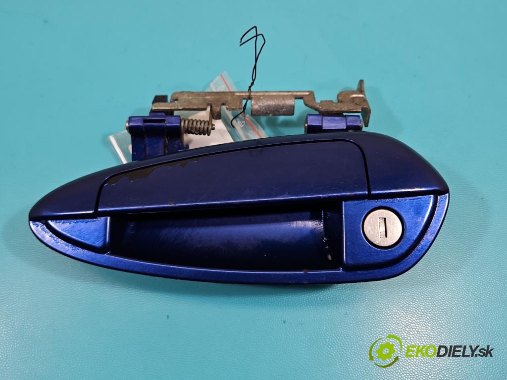 Fiat Punto Grande 1.3 JTD 69KM manual 51 kW 1300 cm3 3- rukoväť predné ľavé mimo:  (Kľučka dverí vonkajšia predná ľavá)