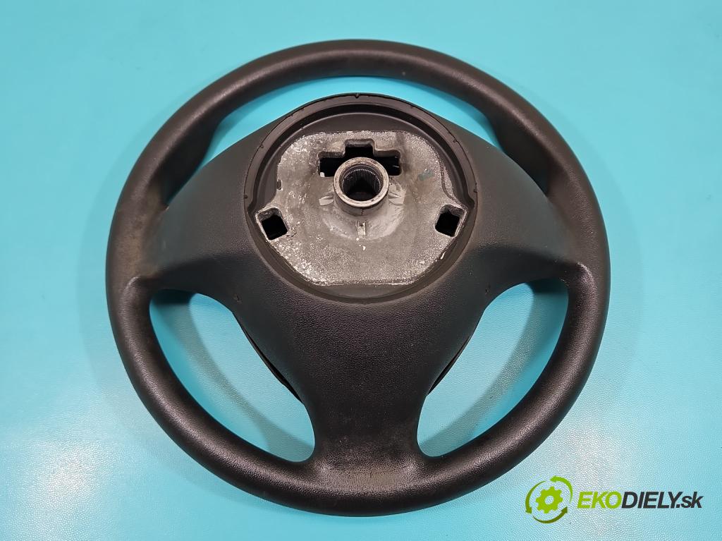 Fiat Punto Grande 1.3 JTD 69KM manual 51 kW 1300 cm3 3- volant 07354104460 (Volant)