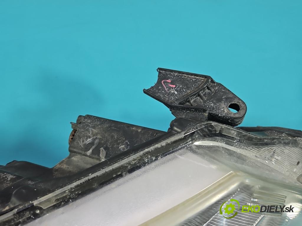 Toyota Avensis III T27 2009-2018 2.0 D4D 126 HP manual 93 kW 1998 cm3 5- Reflektor: pravý H279HR-AE (Svetlo predné pravé)