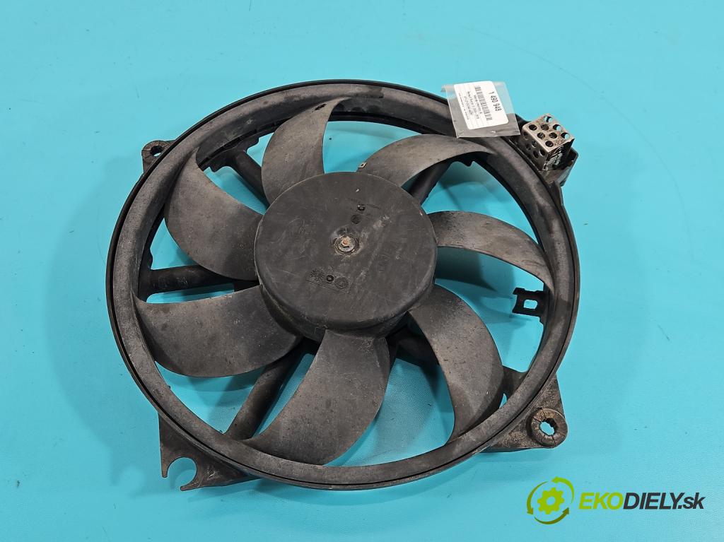 Renault Scenic III 2009-2016 1.6 dci 131 HP manual 96 kW 1598 cm3 5- Ventilátor chladiča M135493