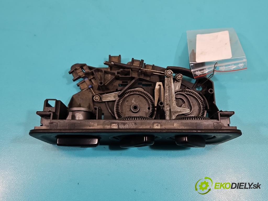 Vw Golf III 1991-1998 1.8 75 HP manual 55 kW 1781 cm3 5- panel kúrenia 1H0820045