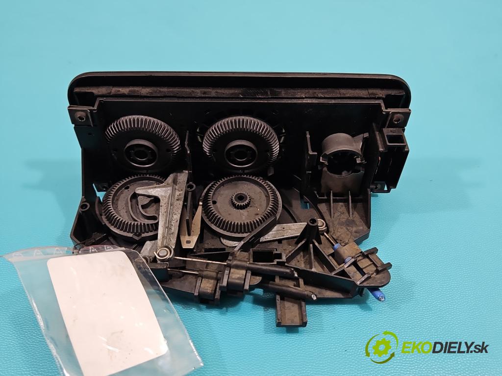 Vw Golf III 1991-1998 1.8 75 HP manual 55 kW 1781 cm3 5- panel kúrenia 1H0820045
