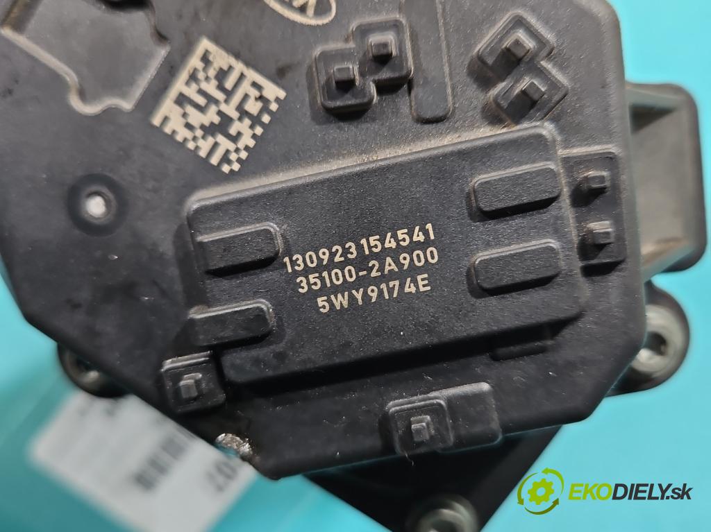 Hyundai I40 1.7 crdi 116 HP manual 85 kW 1685 cm3 5- klapka 35100-2A900 (Škrtiaca klapka)