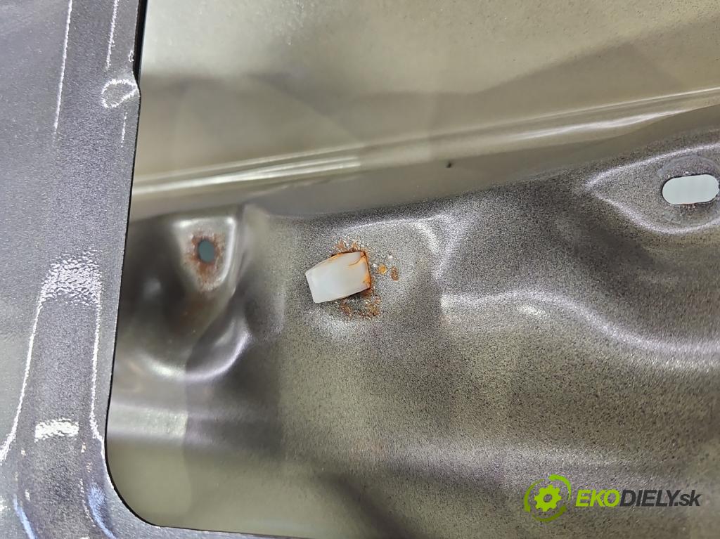 Hyundai I40 1.7 crdi 116 hp manual 85 kW 1685 cm3 5- zadní kufrové dveře  (Zadní kapota (kufr))