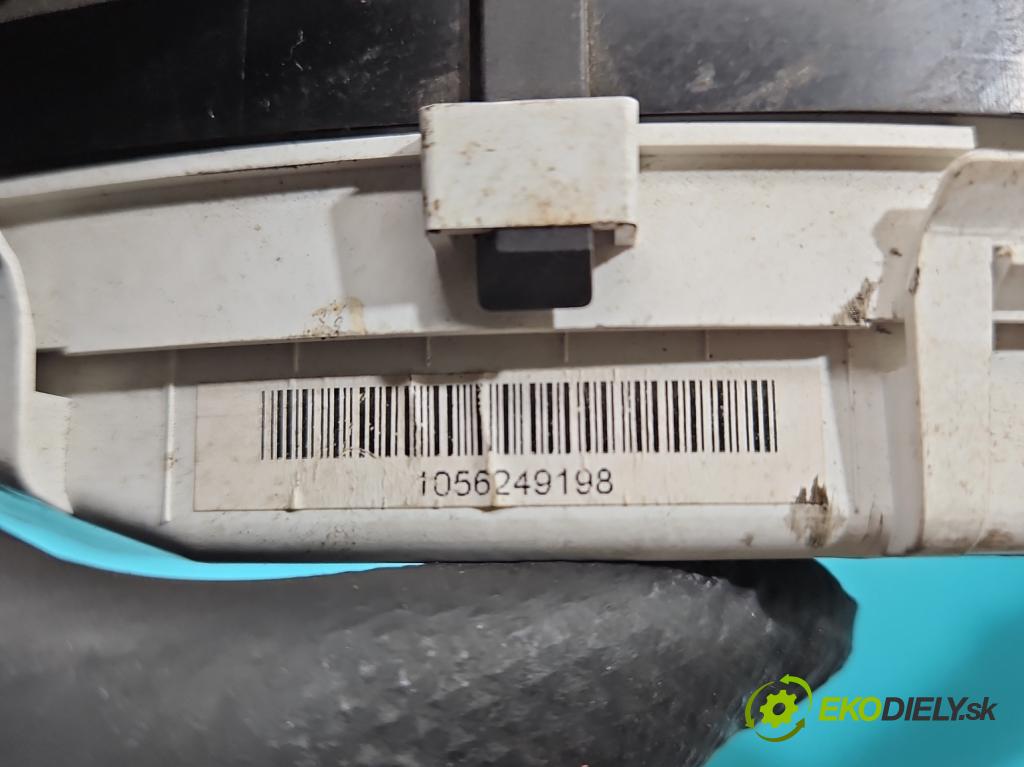 Honda CR-V II 2001-2006 2.2 i-CTDi 140 HP manual 103 kW 2204 cm3 5- prístrojovka/ budíky HR0333105 (Prístrojová doska)