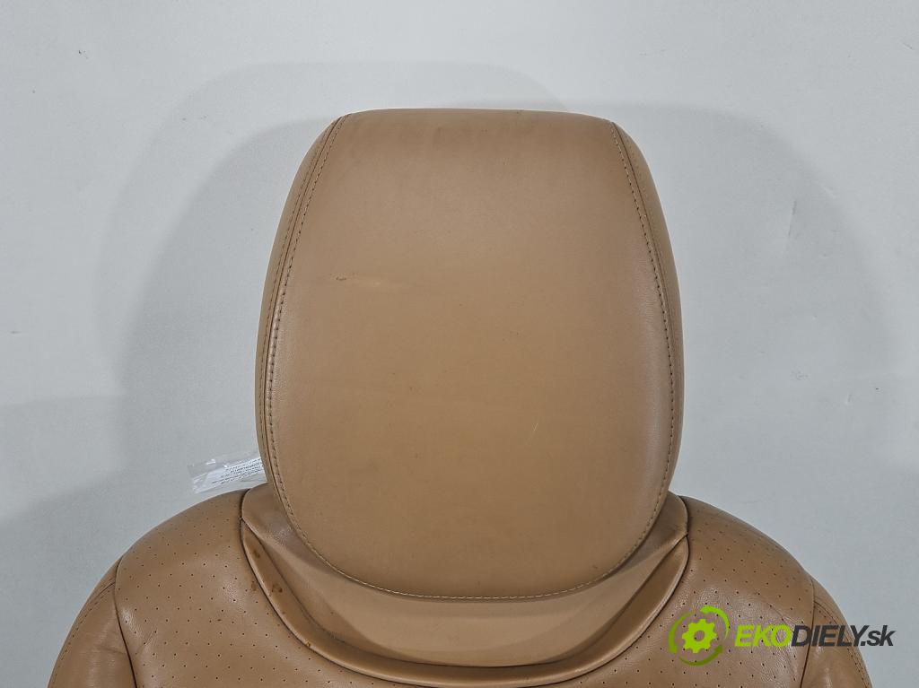 Porsche Cayenne I 2002-2010 3.2 V6 250 HP automatic 184 kW 3189 cm3 5- Sedačka pravý  (Sedadlo)