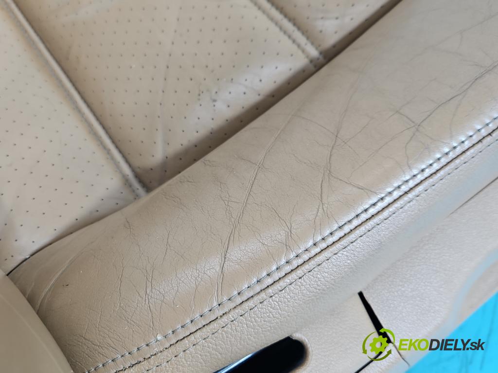 Porsche Cayenne I 2002-2010 3.2 V6 250 HP automatic 184 kW 3189 cm3 5- Sedačka pravý  (Sedadlo)