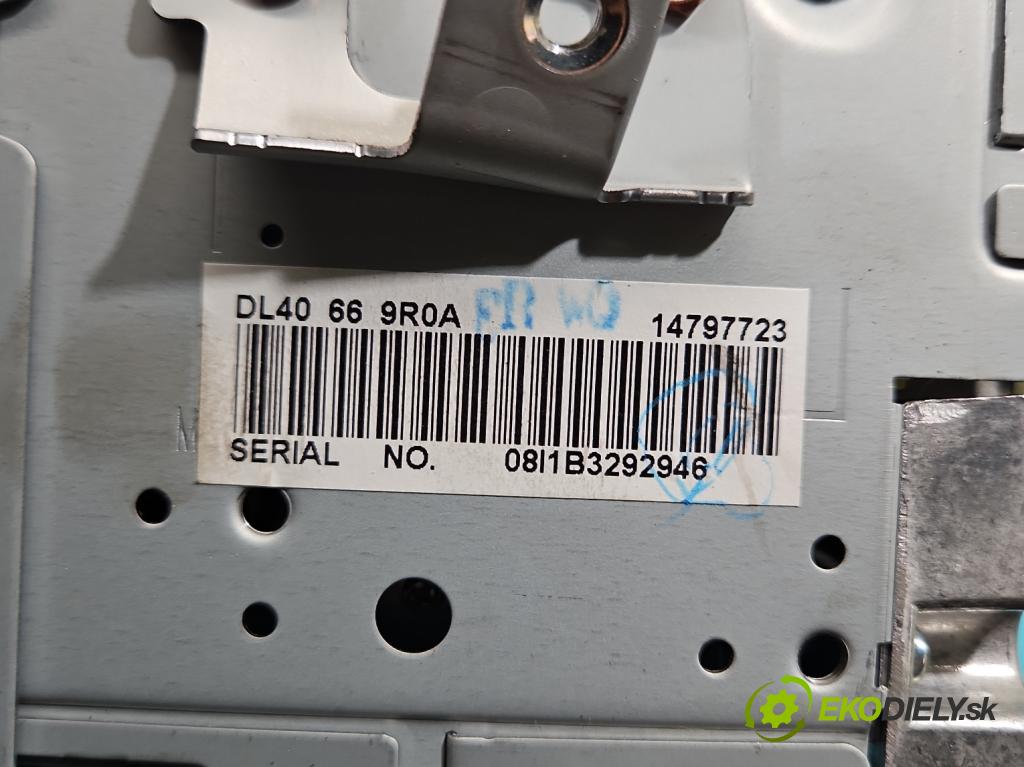 Mazda 2 II 2007-2014 1.3 16V 75 HP manual 55 kW 1349 cm3 5- Radio originál 14797726
