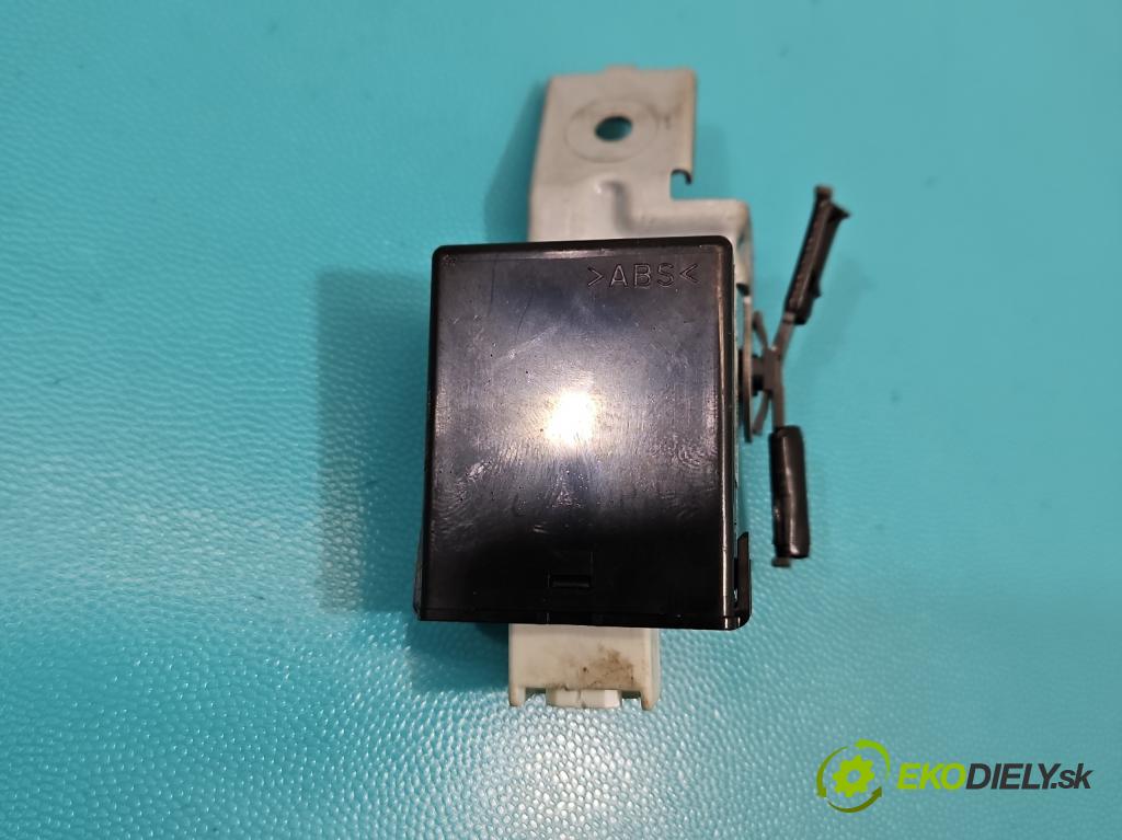 Mazda 2 II 2007-2014 1.3 16V 75 HP manual 55 kW 1349 cm3 5- riadiaca jednotka motora 279721-3730