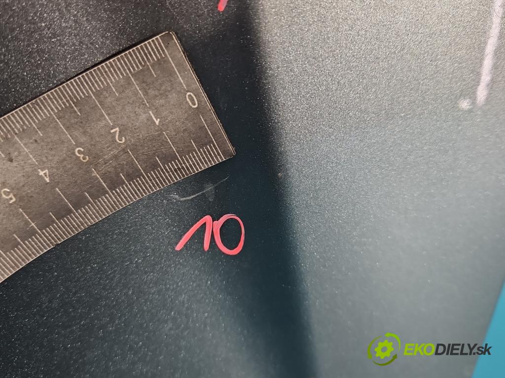 Honda CR-V II 2001-2006 2.2 i-CTDi 140 HP manual 103 kW 2204 cm3 5- kapota predná