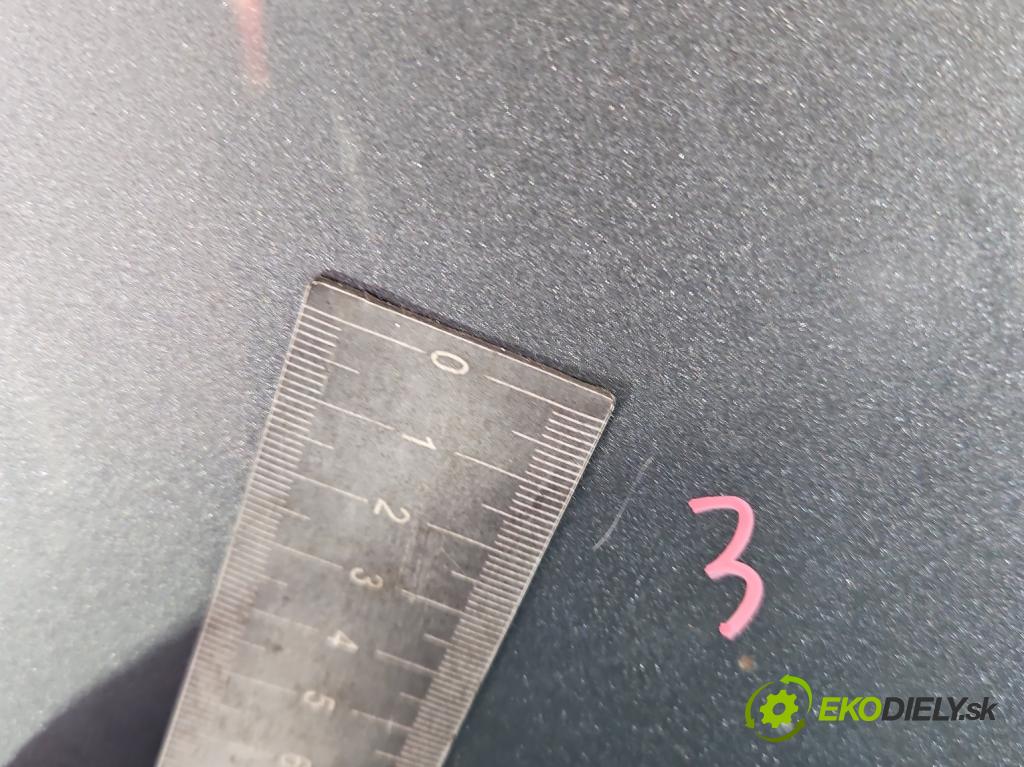 Honda CR-V II 2001-2006 2.2 i-CTDi 140 HP manual 103 kW 2204 cm3 5- kapota predná