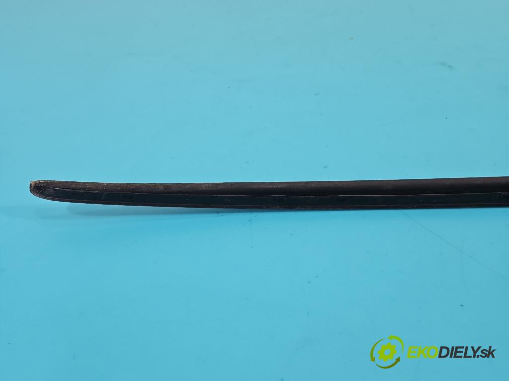 Audi Q5 2008-2016 2.0 tdi 170 HP manual 125 kW 1968 cm3 5- lišta Okna: čelné: ľavé 8R0854327A