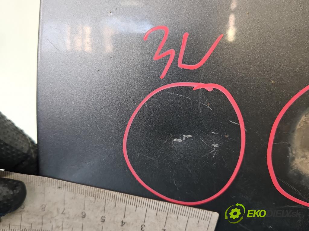 Honda CR-V II 2001-2006 2.2 i-CTDi 140 hp manual 103 kW 2204 cm3 5- zadní kufrové dveře  (Zadní kapota (kufr))