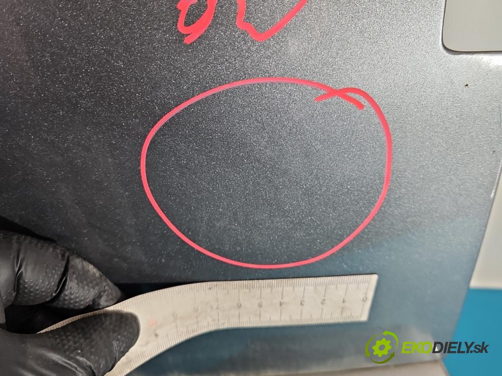 Honda CR-V II 2001-2006 2.2 i-CTDi 140 hp manual 103 kW 2204 cm3 5- zadní kufrové dveře  (Zadní kapota (kufr))