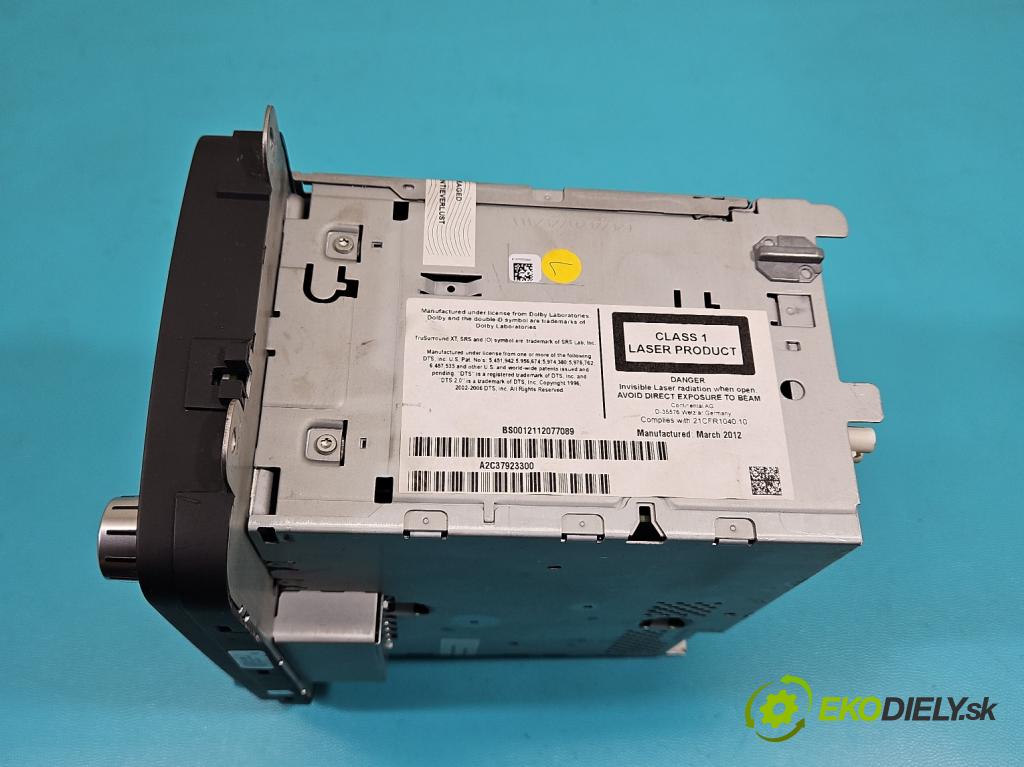 Vw Passat B7 2010-2014 2.0 tdi 140 HP automatic 103 kW 1968 cm3 5- Radio originál 1T0035680H